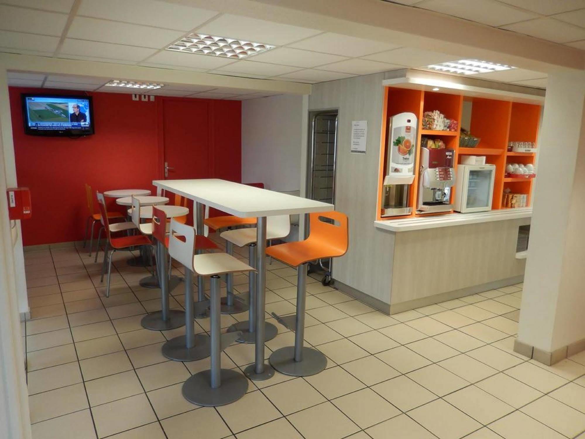 Premiere Classe Biarritz Exterior photo